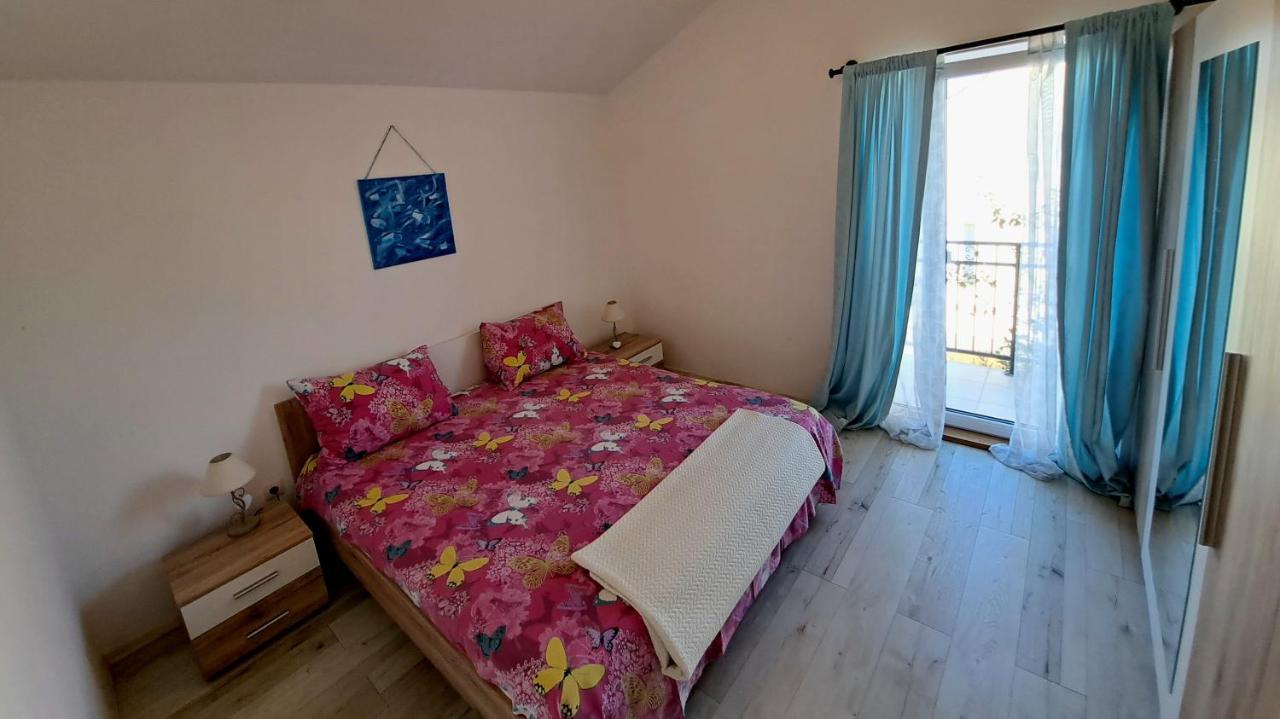 Apartment Oaza Mira Tribunj  Luaran gambar
